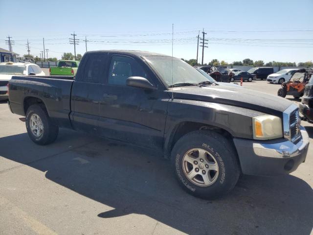 Photo 4 from auction – 2005 DODGE DAKOTA SLT with VIN 1D7HE42K65S321939