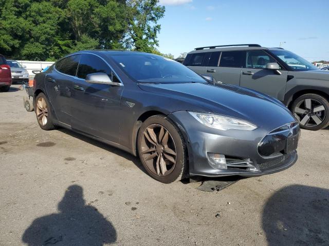 Photo 4 from auction – 2016 TESLA MODEL S with VIN 5YJSA1E26GF130723
