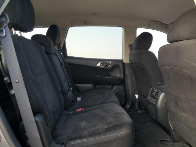 Фото 11 с аукциона – 2016 NISSAN PATHFINDER с VIN 5N1AR2MN2GC660461