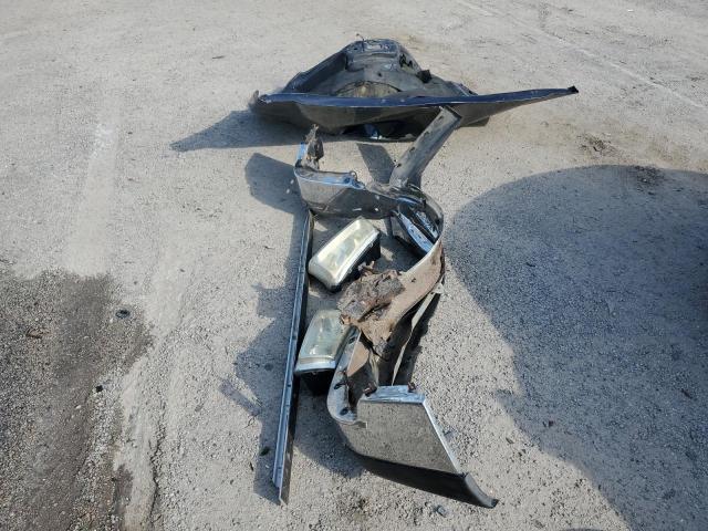 Photo 12 from auction – 2005 CHEVROLET SILVERADO with VIN 1GCEC14XX5Z185039
