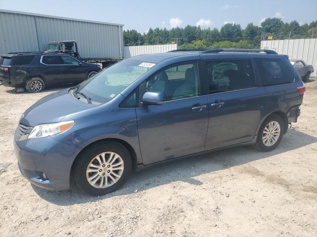 TOYOTA SIENNA VAN 2015 with VIN 5TDYK3DCXFS660314 - Photo from auction