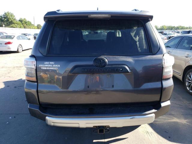 Photo 6 from auction – 2018 TOYOTA 4RUNNER SR with VIN JTEBU5JR3J5489811