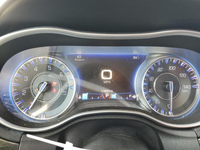 Photo 9 from auction – 2016 CHRYSLER 300C with VIN 2C3CCAKG2GH239029