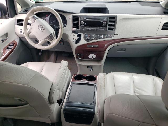 Photo 8 from auction – 2012 TOYOTA SIENNA XLE with VIN 5TDYK3DCXCS236627