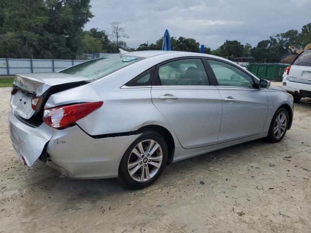 Photo 3 from auction – 2011 HYUNDAI SONATA GLS with VIN 5NPEB4AC7BH201299