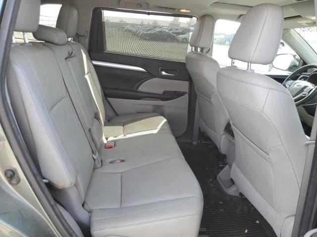 Photo 11 from auction – 2017 TOYOTA HIGHLANDER with VIN 5TDJZRFH3HS415222