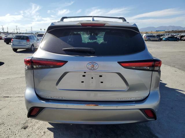Photo 6 from auction – 2022 TOYOTA HIGHLANDER with VIN 5TDFZRBHXNS252432