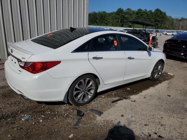 Photo 3 from auction – 2013 HYUNDAI SONATA SE with VIN 5NPEC4ABXDH610307