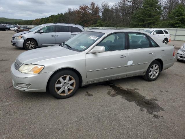 TOYOTA AVALON XL 2000 with VIN 4T1BF28B8YU087932 - Photo from auction