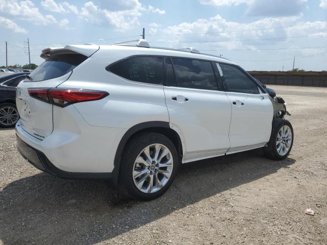 Photo 3 from auction – 2022 TOYOTA HIGHLANDER with VIN 5TDDZRBH6NS563914