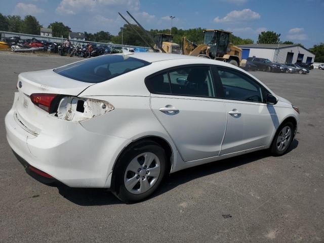 Photo 3 from auction – 2017 KIA FORTE LX with VIN 3KPFK4A74HE129191