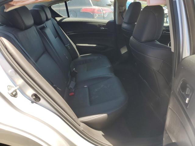 Photo 10 from auction – 2013 ACURA ILX 24 PRE with VIN 19VDE2E57DE000568