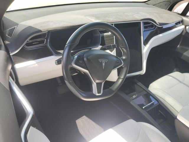 Photo 8 from auction – 2017 TESLA MODEL X with VIN 5YJXCBE25HF035142
