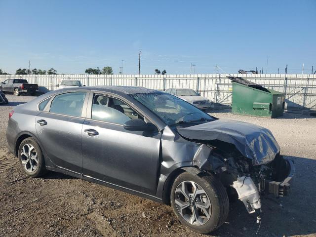 Photo 4 from auction – 2021 KIA FORTE FE with VIN 3KPF24AD3ME292091