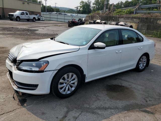 VOLKSWAGEN PASSAT S 2014 with VIN 1VWAP7A39EC017397 - Photo from auction