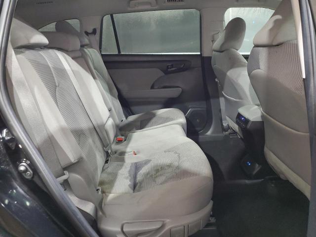 Photo 11 from auction – 2022 TOYOTA HIGHLANDER with VIN 5TDZZRAH5NS115901