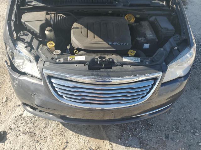 Photo 12 from auction – 2016 CHRYSLER TOWN & COU with VIN 2C4RC1CG1GR111914