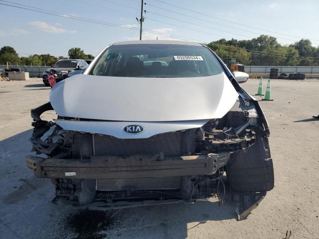 Photo 5 from auction – 2016 KIA FORTE LX with VIN KNAFK5A81G5637236