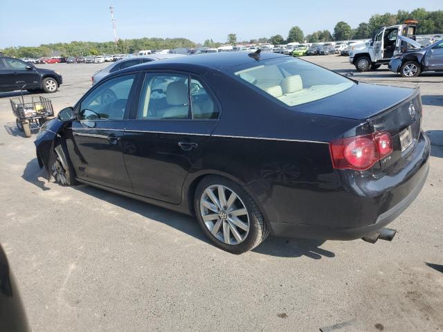 Photo 2 from auction – 2010 VOLKSWAGEN JETTA WOLF with VIN 3VWRA7AJ2AM106658