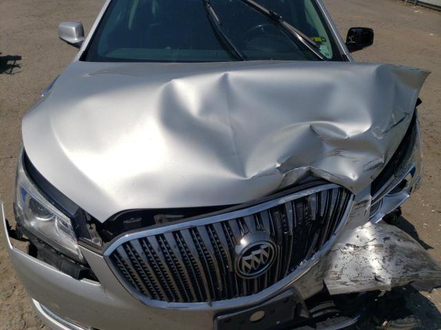 Photo 11 from auction – 2016 BUICK LACROSSE with VIN 1G4GB5G30GF235152