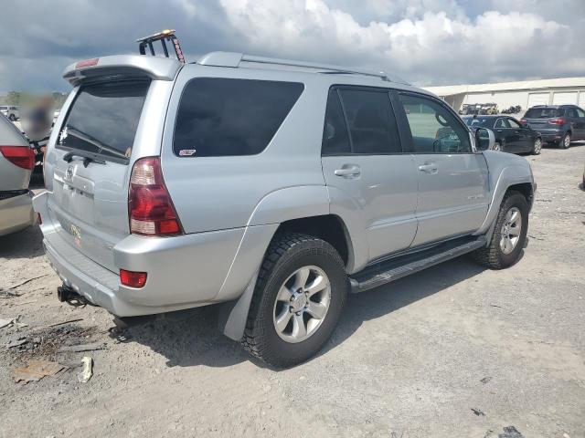 صورة رقم 3 من المزاد - 2004 TOYOTA 4RUNNER SR مع VIN JTEBT14R240030102