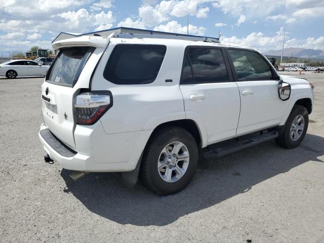 Photo 3 from auction – 2018 TOYOTA 4RUNNER SR with VIN JTEBU5JR2J5556513