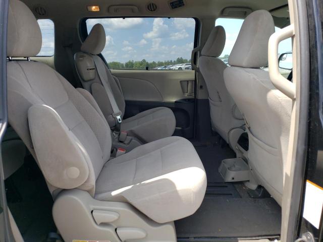 Photo 11 from auction – 2015 TOYOTA SIENNA LE with VIN 5TDKK3DC7FS681577