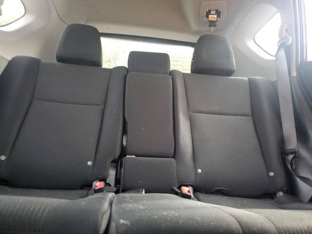 Photo 10 from auction – 2015 TOYOTA RAV4 LE with VIN 2T3BFREV6FW276221