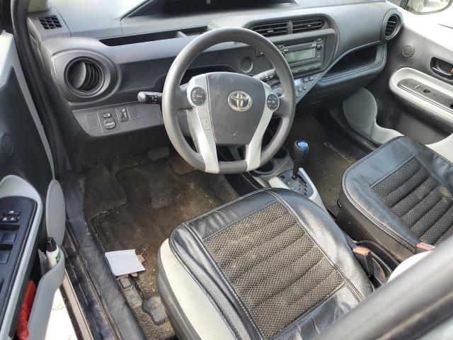 Photo 8 from auction – 2012 TOYOTA PRIUS C with VIN JTDKDTB36C1516934