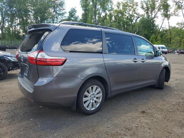 Photo 3 from auction – 2017 TOYOTA SIENNA XLE with VIN 5TDDZ3DC0HS165990