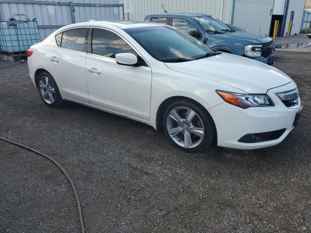 Photo 4 from auction – 2013 ACURA ILX 24 PRE with VIN 19VDE2E50DE400486