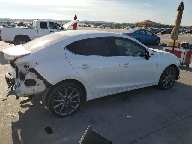 Photo 3 from auction – 2018 MAZDA 3 TOURING with VIN 3MZBN1V31JM257263