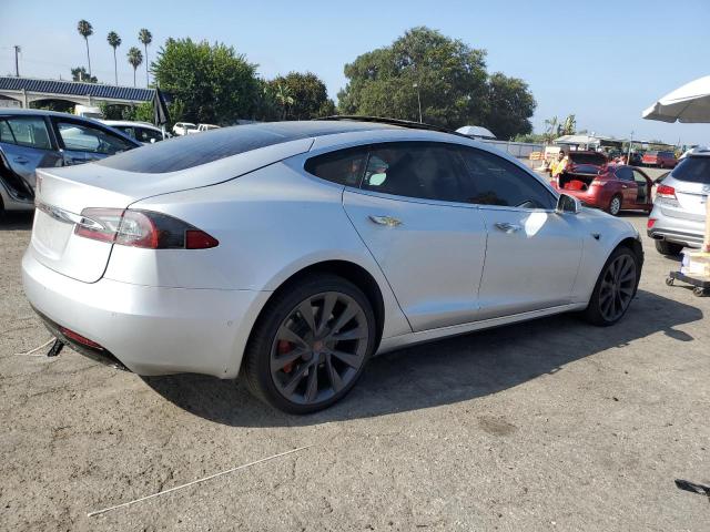 Photo 3 from auction – 2018 TESLA MODEL S with VIN 5YJSA1E2XJF247129