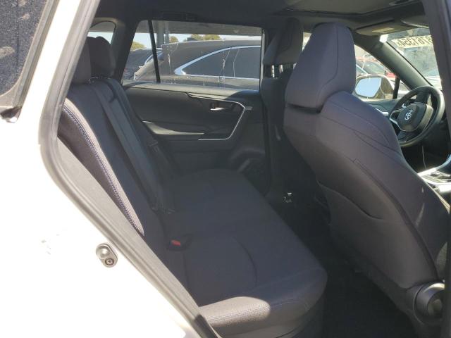 Photo 10 from auction – 2022 TOYOTA RAV4 SE with VIN JTM16RFV7ND529357