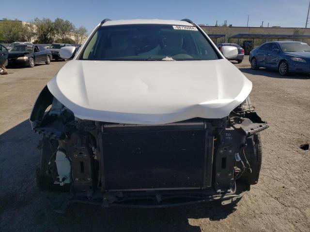 Photo 5 from auction – 2017 HYUNDAI SANTA FE S with VIN 5NMZU3LB0HH022585
