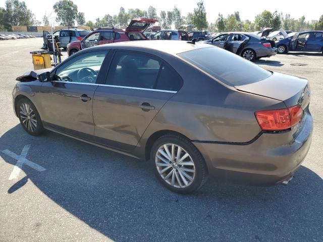 Photo 2 from auction – 2011 VOLKSWAGEN JETTA SEL with VIN 3VWLZ7AJ2BM376831