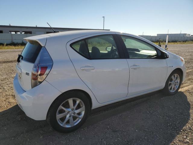 Photo 3 from auction – 2012 TOYOTA PRIUS C with VIN JTDKDTB33C1002071