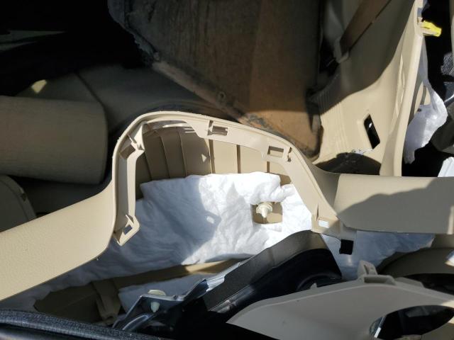 Фото 13 с аукциона – 2015 TOYOTA HIGHLANDER с VIN 5TDDKRFH1FS196954