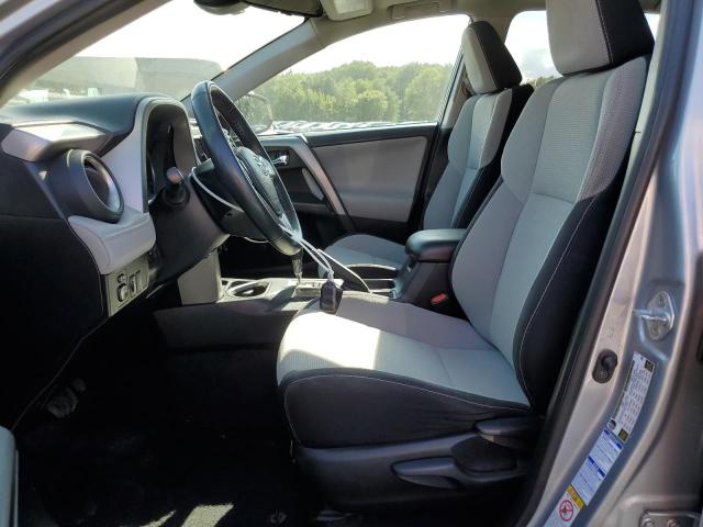 Photo 7 from auction – 2017 TOYOTA RAV4 XLE with VIN 2T3RFREV2HW687312