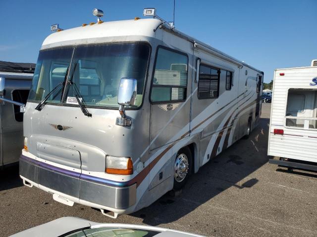 Photo 2 from auction – 2000 FREIGHTLINER CHASSIS VC with VIN 4UZ6LMEB3YCF85930