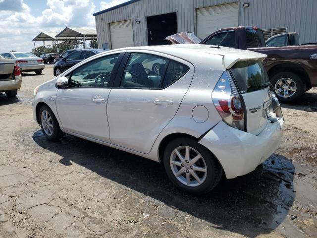 Photo 2 from auction – 2012 TOYOTA PRIUS C with VIN JTDKDTB31C1516372