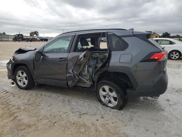 Photo 2 from auction – 2020 TOYOTA RAV4 XLE with VIN 2T3W1RFV8LC059295