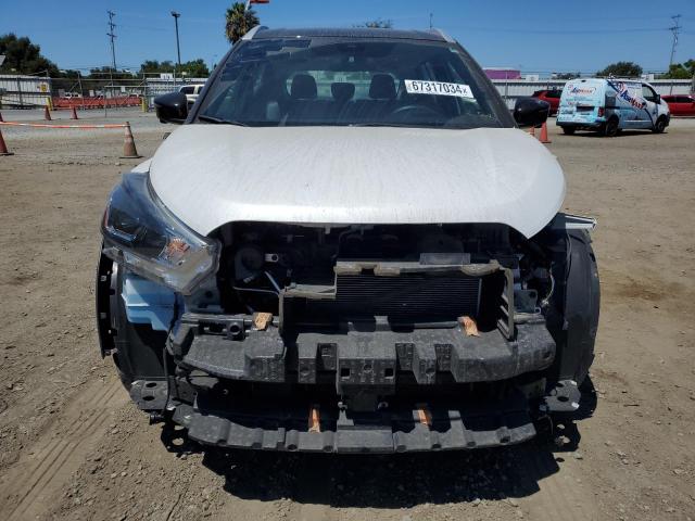 Photo 5 from auction – 2020 NISSAN KICKS SR with VIN 3N1CP5DV5LL580576