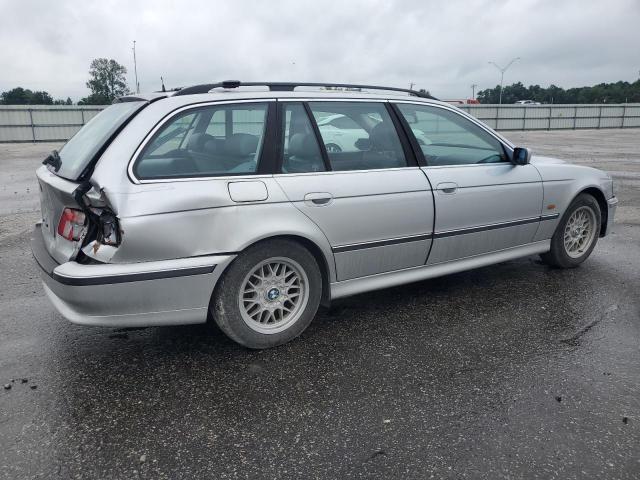 Photo 3 from auction – 1999 BMW 528 IT AUT with VIN WBADP6346XBV62124