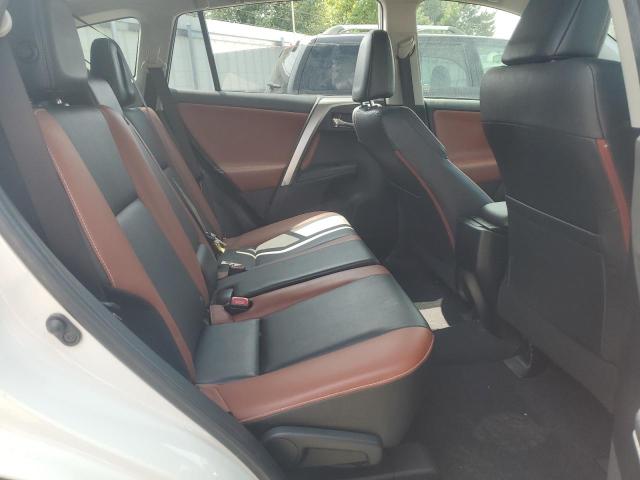 Photo 11 from auction – 2015 TOYOTA RAV4 LIMIT with VIN JTMDFREV7FD174755