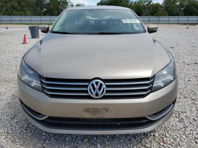 Photo 5 from auction – 2015 VOLKSWAGEN PASSAT S with VIN 1VWAT7A30FC048387