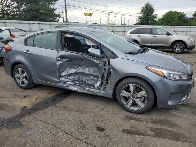 Photo 4 from auction – 2018 KIA FORTE LX with VIN 3KPFL4A71JE171109