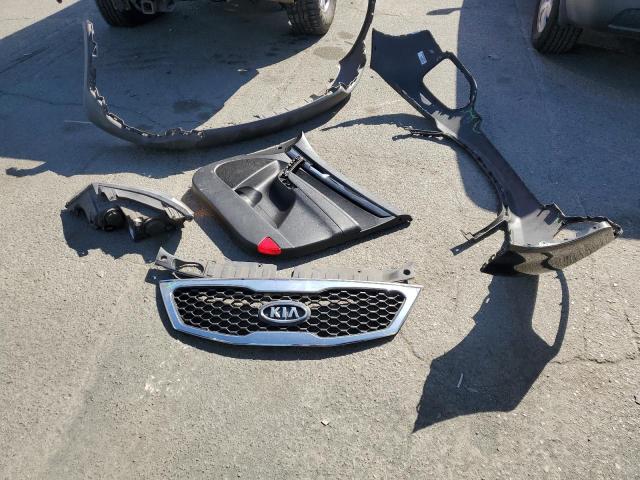 Photo 13 from auction – 2011 KIA SORENTO BA with VIN 5XYKT3A10BG074606