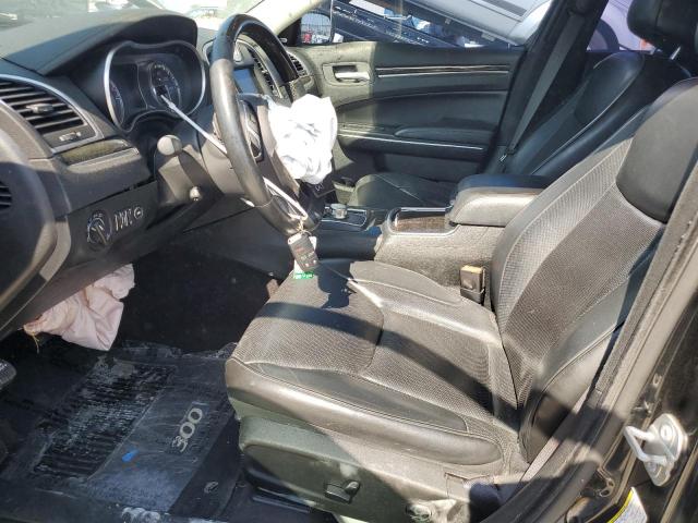 Photo 7 from auction – 2016 CHRYSLER 300C with VIN 2C3CCAKG2GH239029