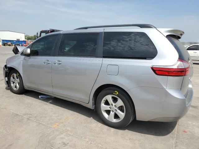 Photo 2 from auction – 2017 TOYOTA SIENNA LE with VIN 5TDKZ3DC0HS783611